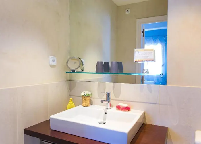 فندق مبيت وإفطار Anita's 4*